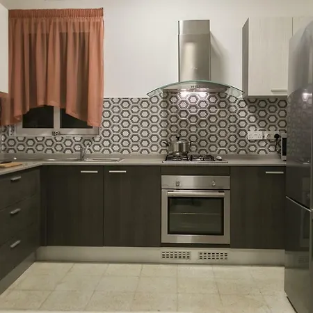 公寓 Palma Flat In Center Of Qawra *